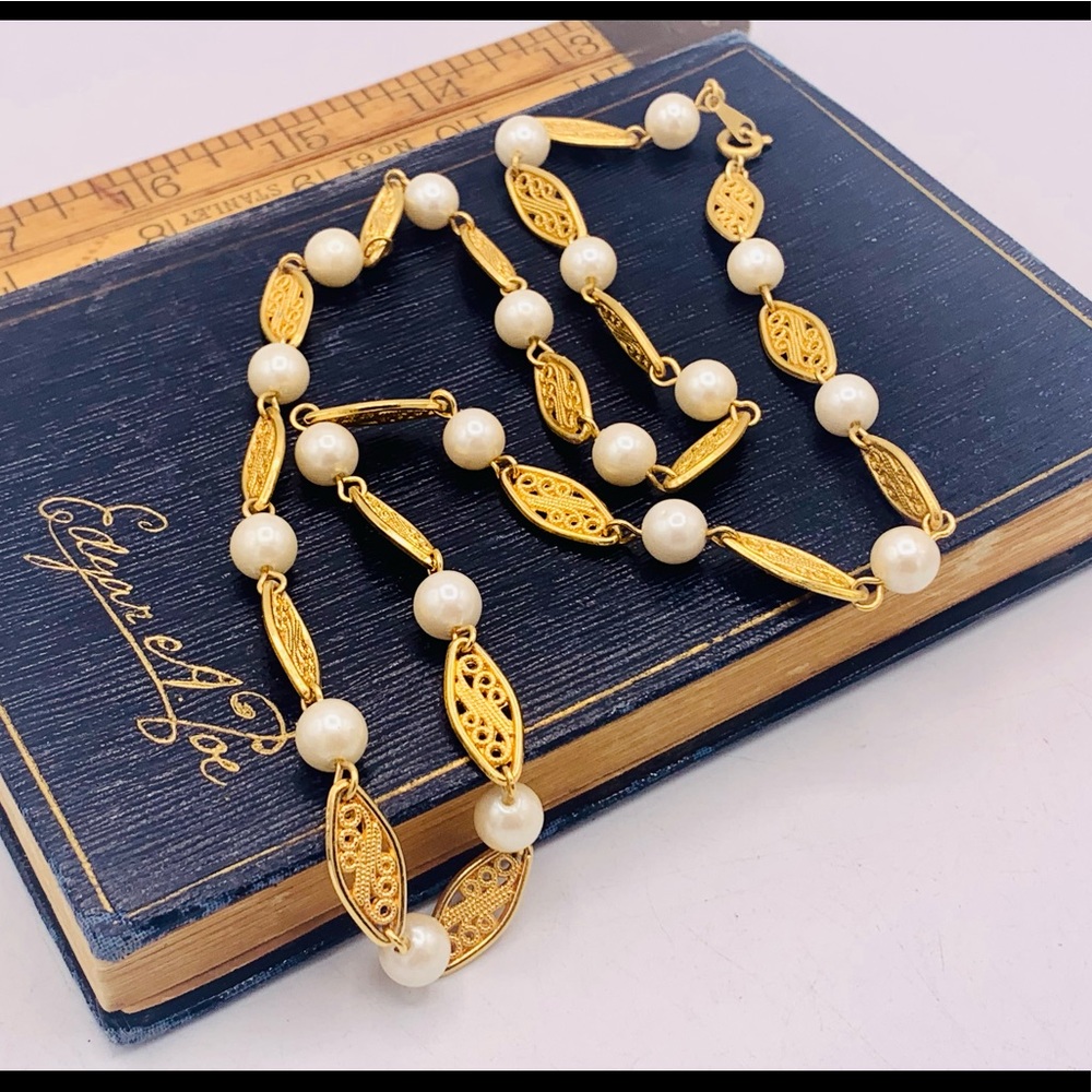 Vintage filigree gold chain necklace faux pearl beads 24”